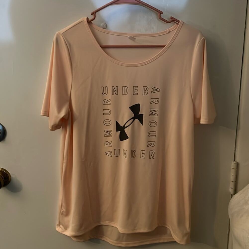 Under Armour Crew Neck UPF Heat Gear L Pink/Black Casual Activewear Pastel Sport